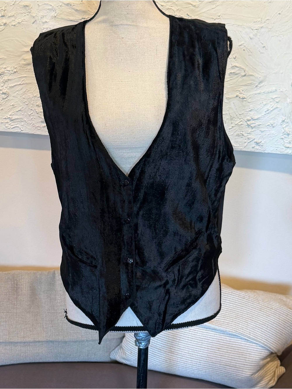 Fashion Passport Vintage 1990s Women's Black Crushed Velvet Vest Sz M NWT